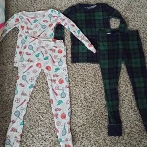 Bundle of kids jammies
